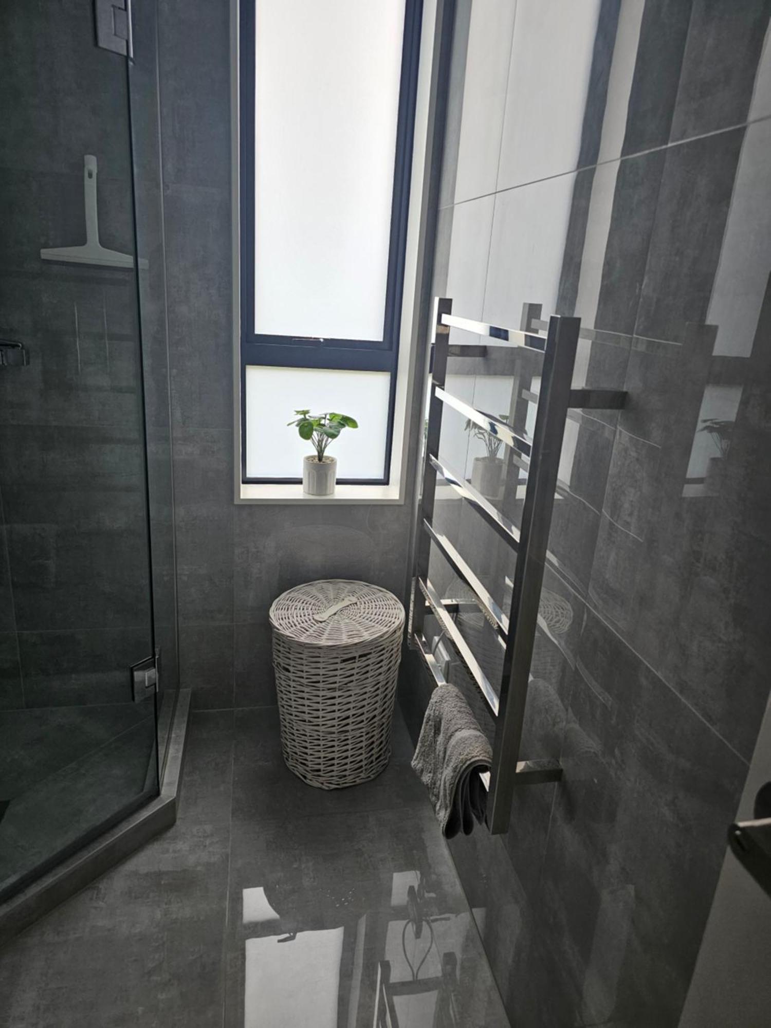 Tui Nest Garden Unit Apartment Silverdale Bagian luar foto