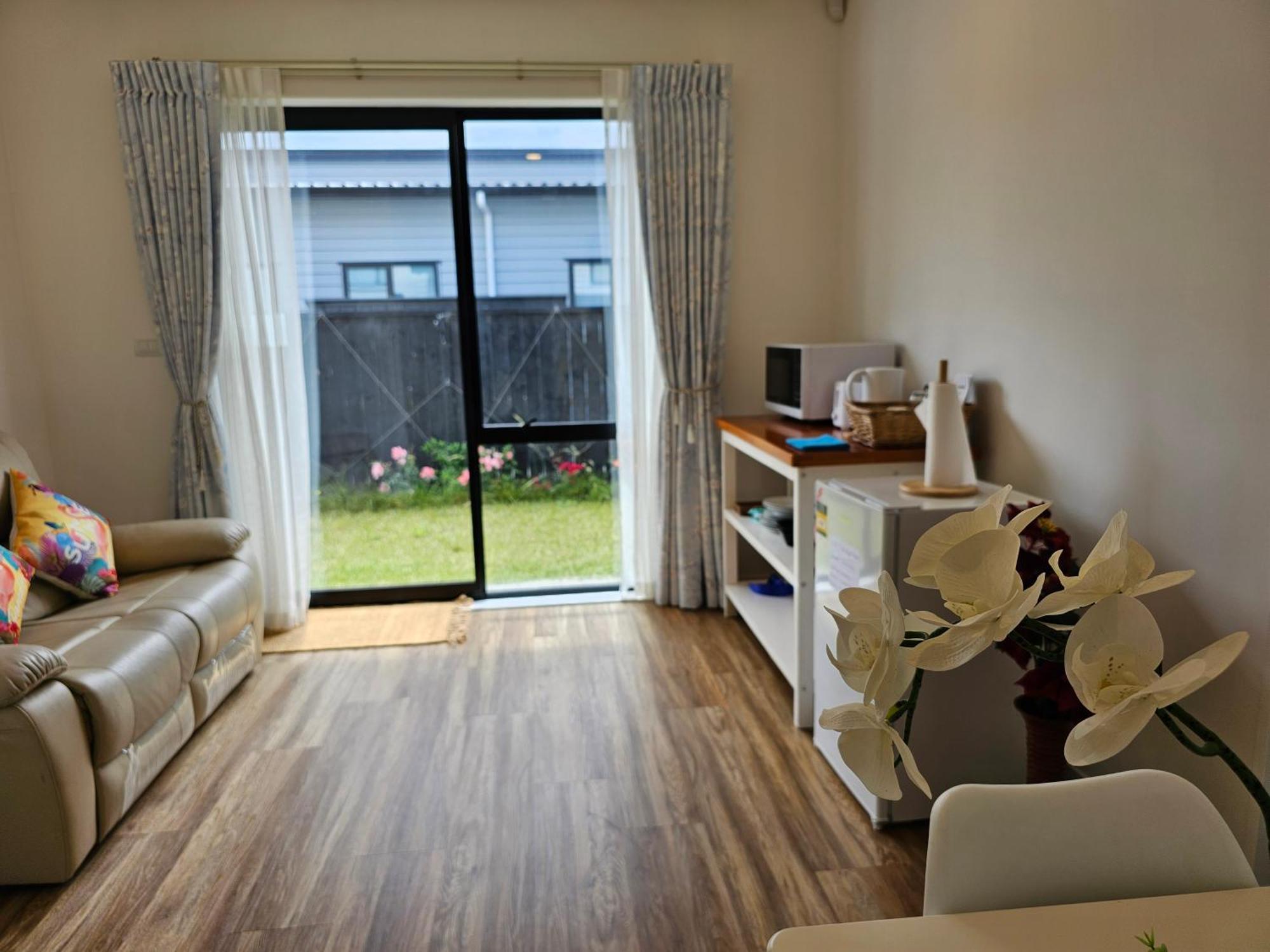 Tui Nest Garden Unit Apartment Silverdale Bagian luar foto